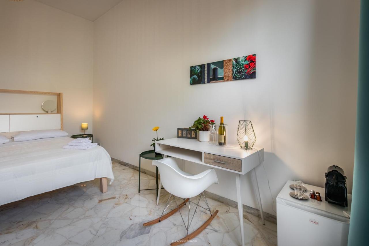 Oniro Bed & Breakfast Avola Bagian luar foto