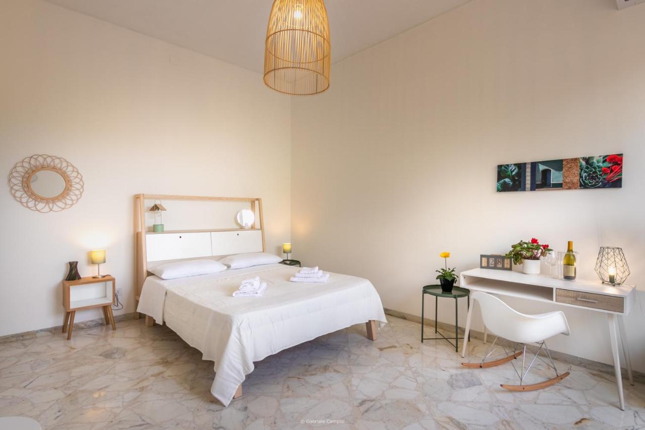 Oniro Bed & Breakfast Avola Bagian luar foto